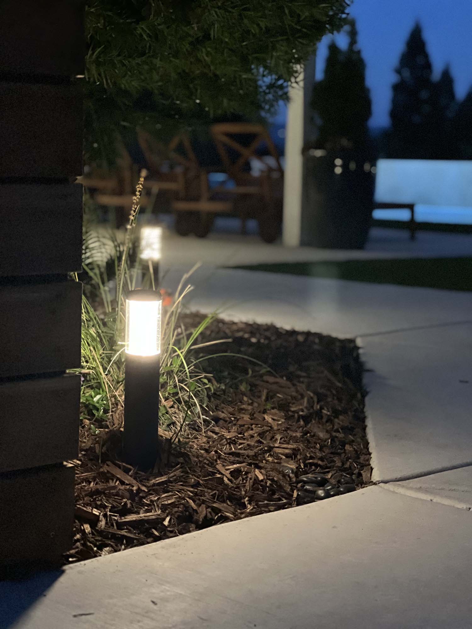Outdoor pergola dining area
